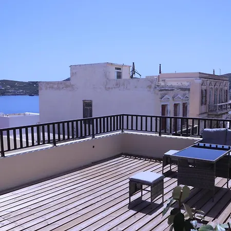 Urban Retreat 72 Ερμούπολη