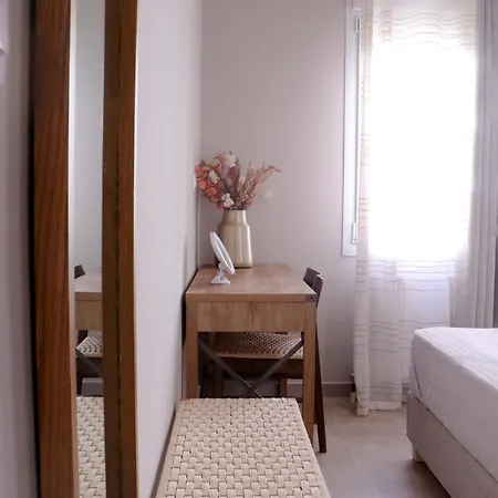 Urban Retreat 72 *
