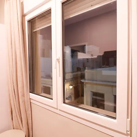 Διαμέρισμα Urban Retreat 72 Ερμούπολη