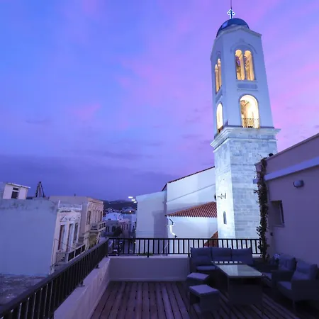 Urban Retreat 72 * Ερμούπολη