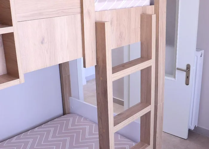 Urban Retreat 72 Apartment