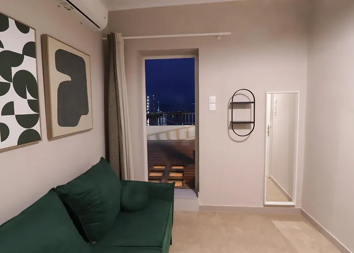 Urban Retreat 72 Ermoupoli