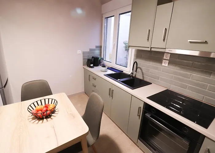 Urban Retreat 72 Apartment *