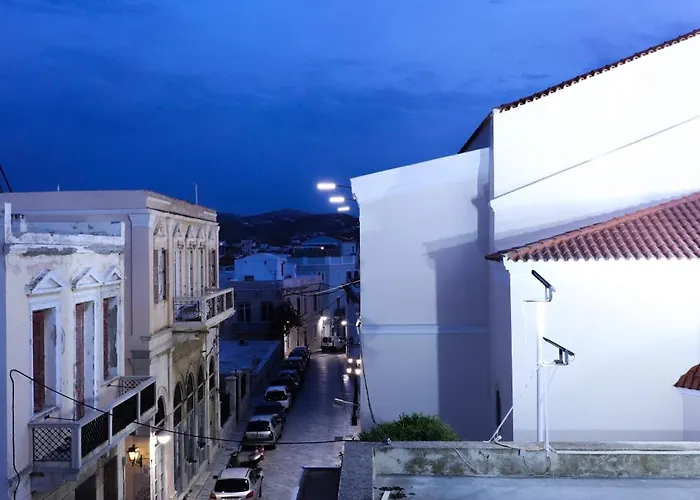 Urban Retreat 72 Ermoupoli