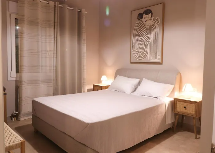 Urban Retreat 72 Apartment Ermoupoli