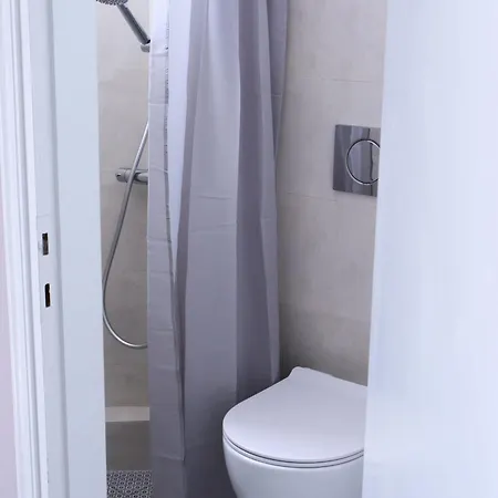 Appartement Urban Retreat 72 Ermoúpoli