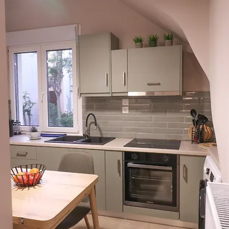 Apartmán Urban Retreat 72 *