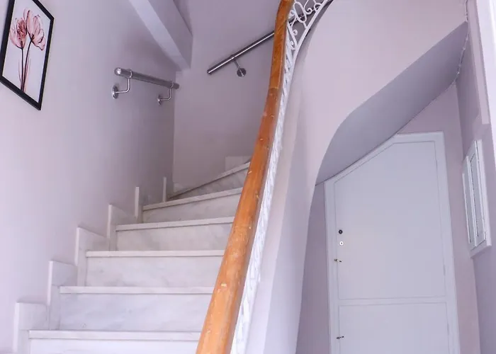 Urban Retreat 72 * Ermoupoli